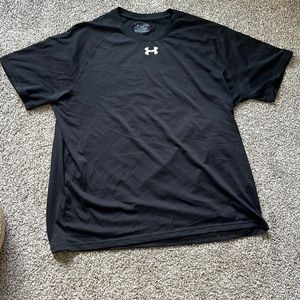 Under armour workout shirt